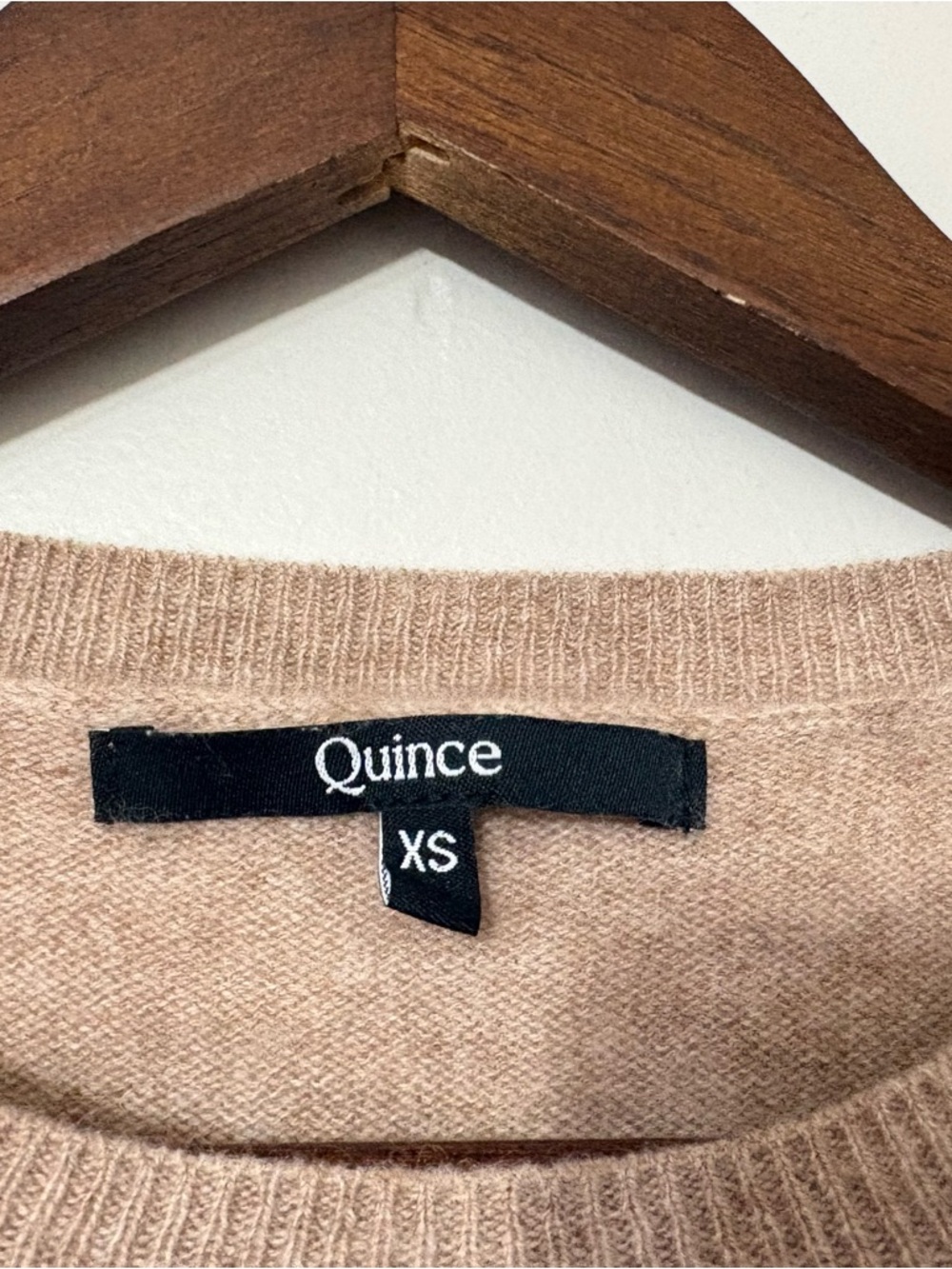 Quince 100% Cashmere Crewneck Sweater XS Oatmeal Neutral Minimalist Soft Luxury - Picture 4 of 9